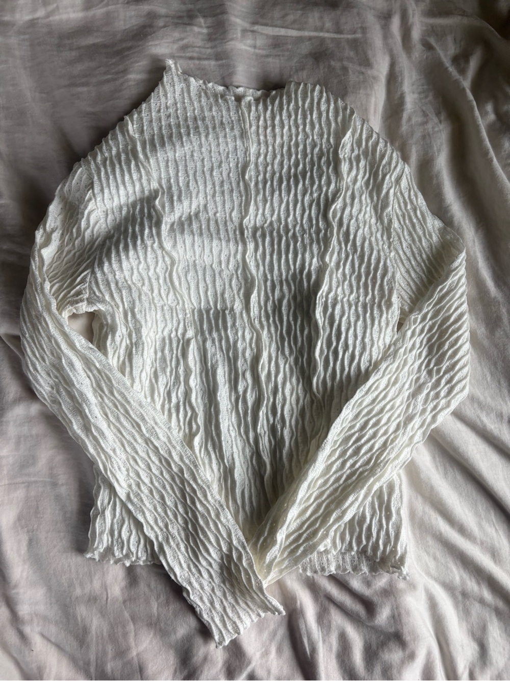iris White Crinkle-Texture Long Sleeve Top